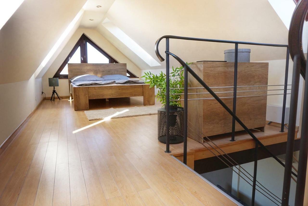 Rooftop Deluxe apartment Prague Extérieur photo
